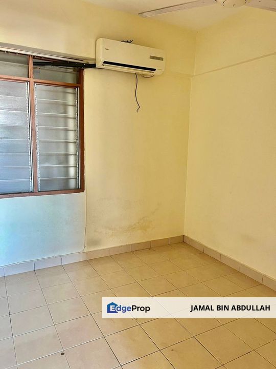 Putra Intan Condominium Dengkil ADA BALKONI For Sale, Selangor, Dengkil