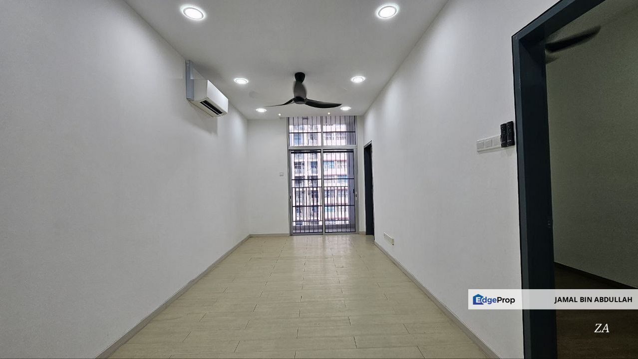 Selangorku Lakefront Homes @ Cyberjaya FULLY RENOVATED For Sale, Selangor, Cyberjaya