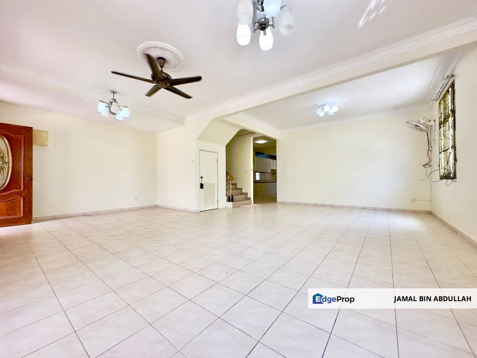 Double Storey Taman Mawar 2 Bandar Baru Salak Tinggi Sepang END LOT For Sale, Selangor, Sepang