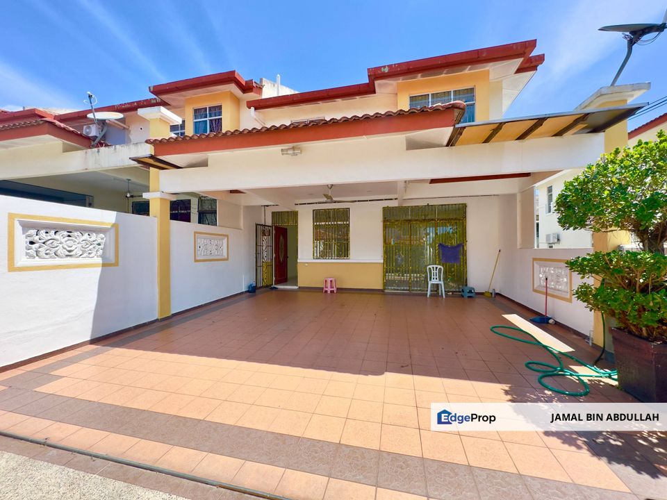 Double Storey Taman Mawar 2 Bandar Baru Salak Tinggi Sepang END LOT For Sale, Selangor, Sepang