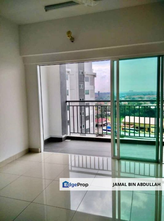 Casa Tropika Condominium Bandar Puchong Utama FACING SOUTH WEST For Sale, Selangor, Puchong