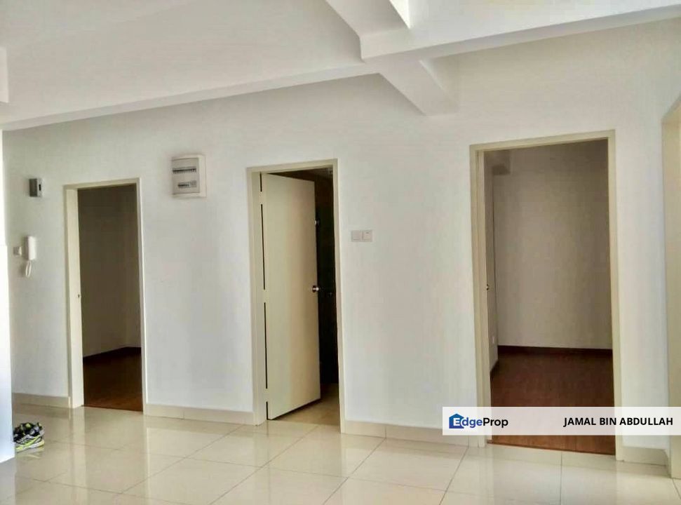 Casa Tropika Condominium Bandar Puchong Utama FACING SOUTH WEST For Sale, Selangor, Puchong