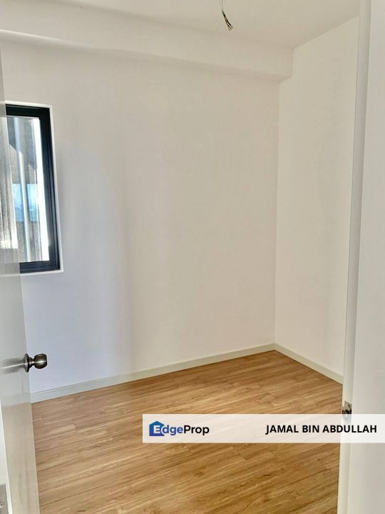 Sensory Residence Southville City Bangi Selangor FACING POOL For Sale, Selangor, Dengkil