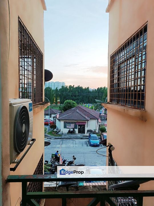 Pangsapuri Lotus Teratai Taman Puchong Prima Near LRT For Sale , Selangor, Puchong