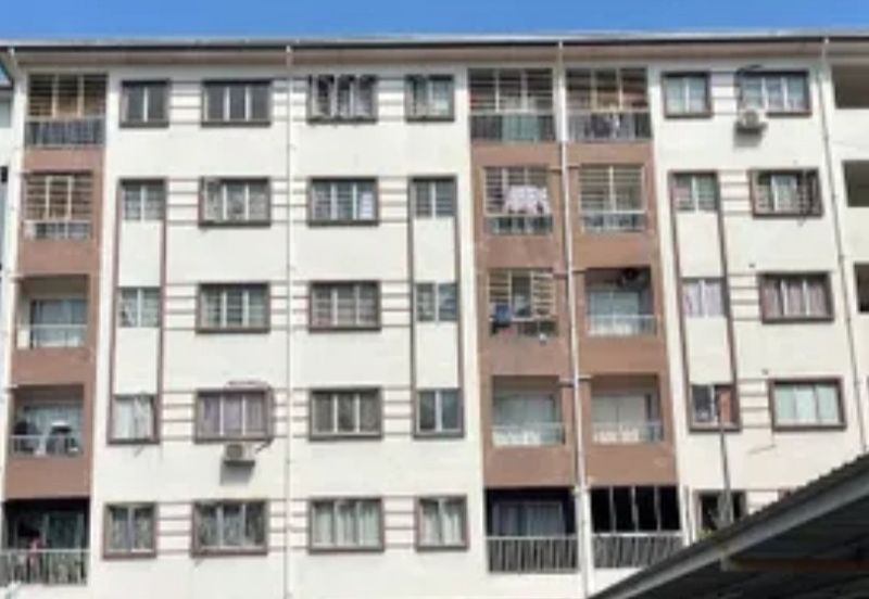 Suria Tropika Apartment