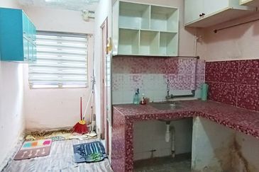 Pandan Perdana Shop Apartment