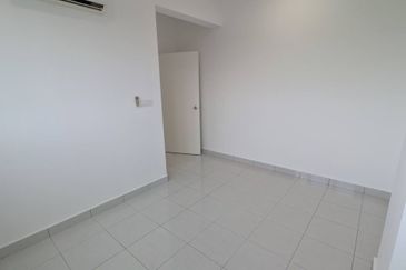 The Residence 1 @ Tiara South