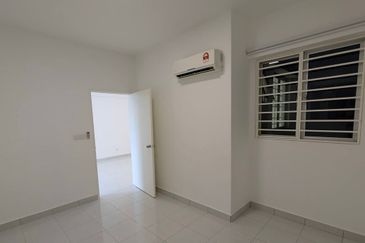 The Residence 1 @ Tiara South