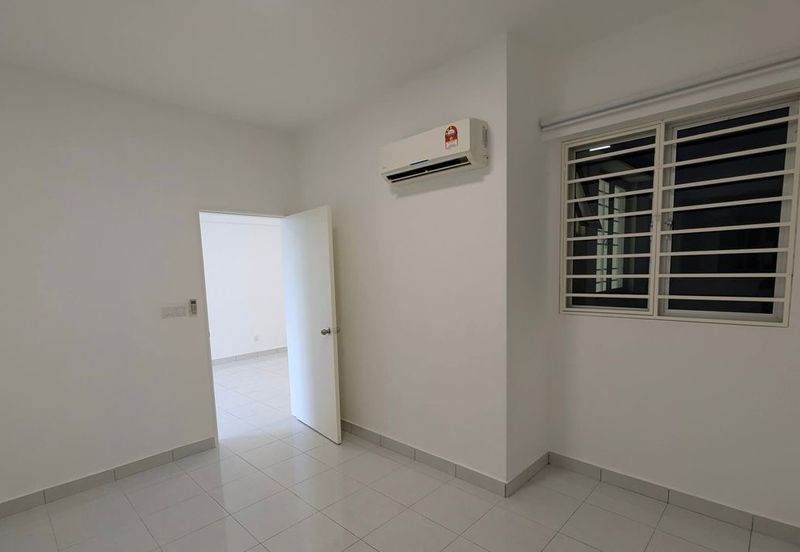 The Residence 1 @ Tiara South