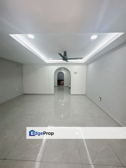 KAMPUNG LINDUNGAN PJS 6 PETALING JAYA SELANGOR LOW COST 2.5 TERRACE FOR SALE, Selangor, Petaling Jaya