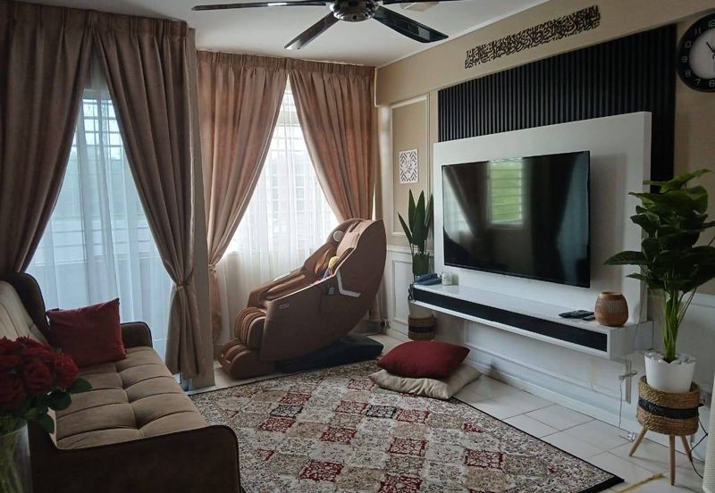 Apartment Taman Topaz