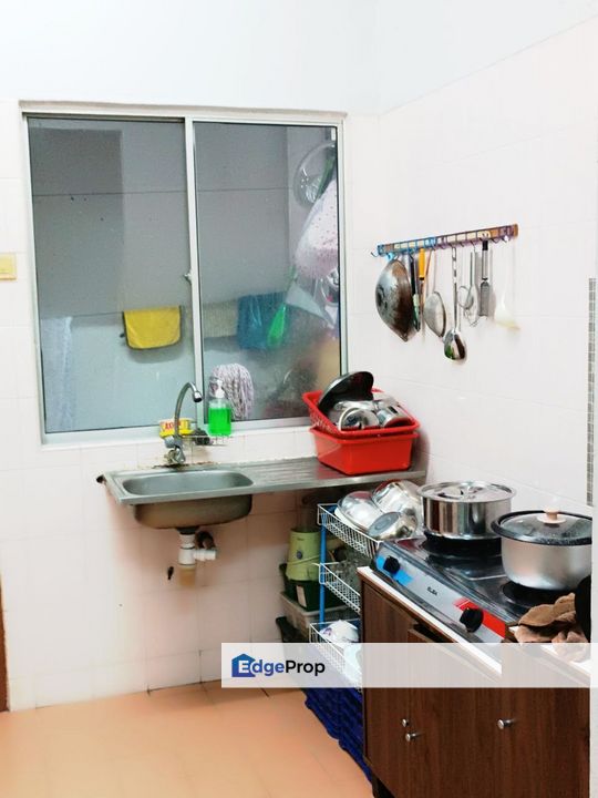 APARTMENT LOTUS TAMAN PUCHONG PRIMA FOR SALE, Selangor, Puchong