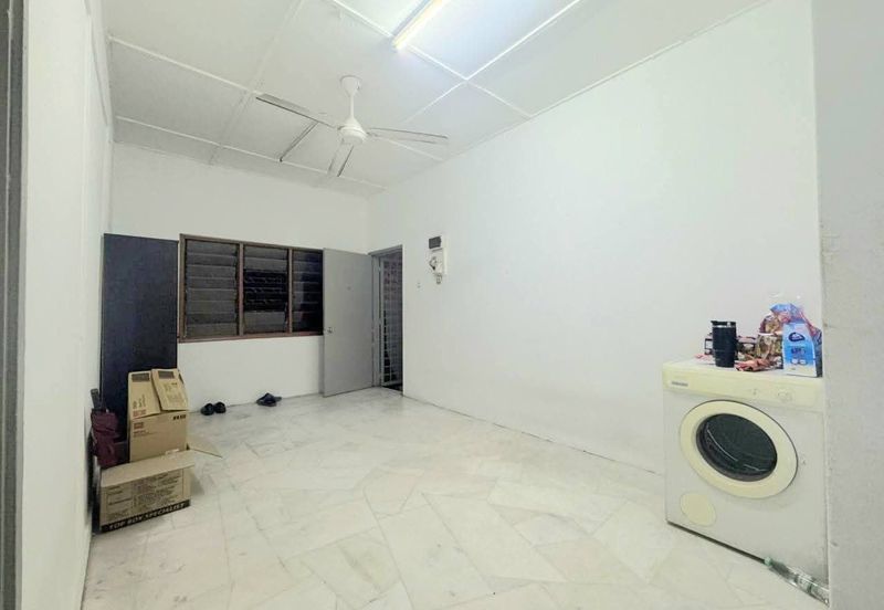 Taman Alam Megah, Seksyen 28