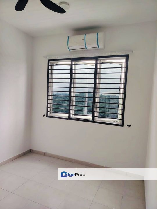 Residensi Adelia 4 Bangi Avenue New Unit Full Grilled, Selangor, Bangi