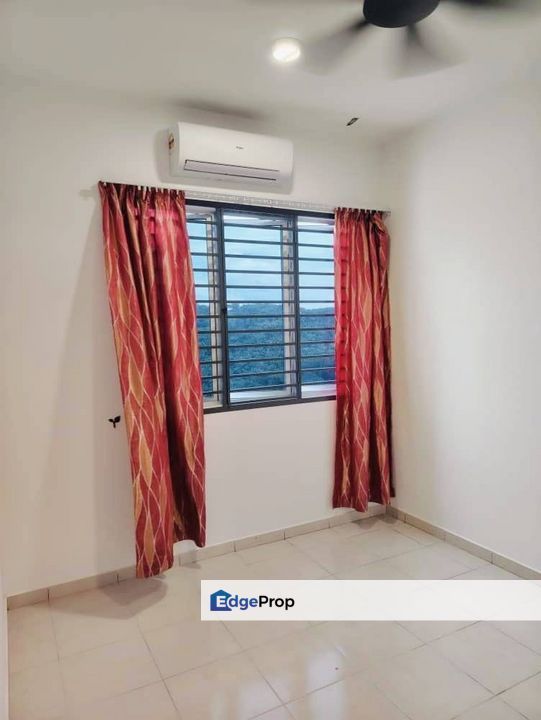 Residensi Adelia 4 Bangi Avenue New Unit Full Grilled, Selangor, Bangi