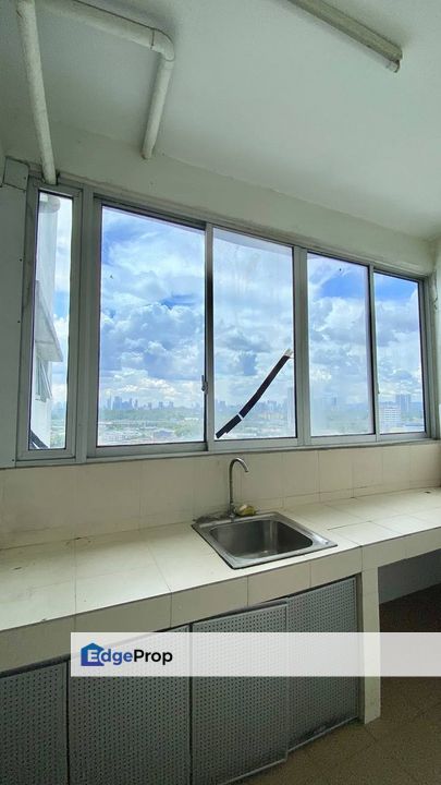 Seri Puteri Condominium Cheras Permaisuri Corner Unit For Sale, Kuala Lumpur, Cheras