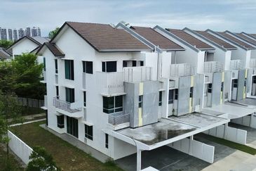 Tropicana Aman Bayan Residences