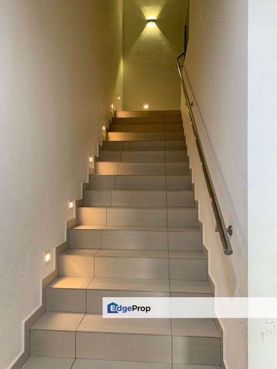 TIARA SENDAYAN DOUBLE STOREY TERRACE FREEHOLD SPACIOUS FOR SALE , Negeri Sembilan, Seremban