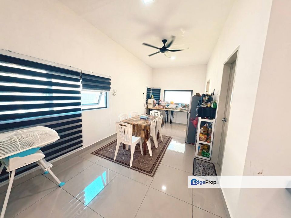 GREENHILL RESIDENCE, SHAH ALAM Double Storey Semi-Detached Good Accessibility FOR SALE , Selangor, Shah Alam