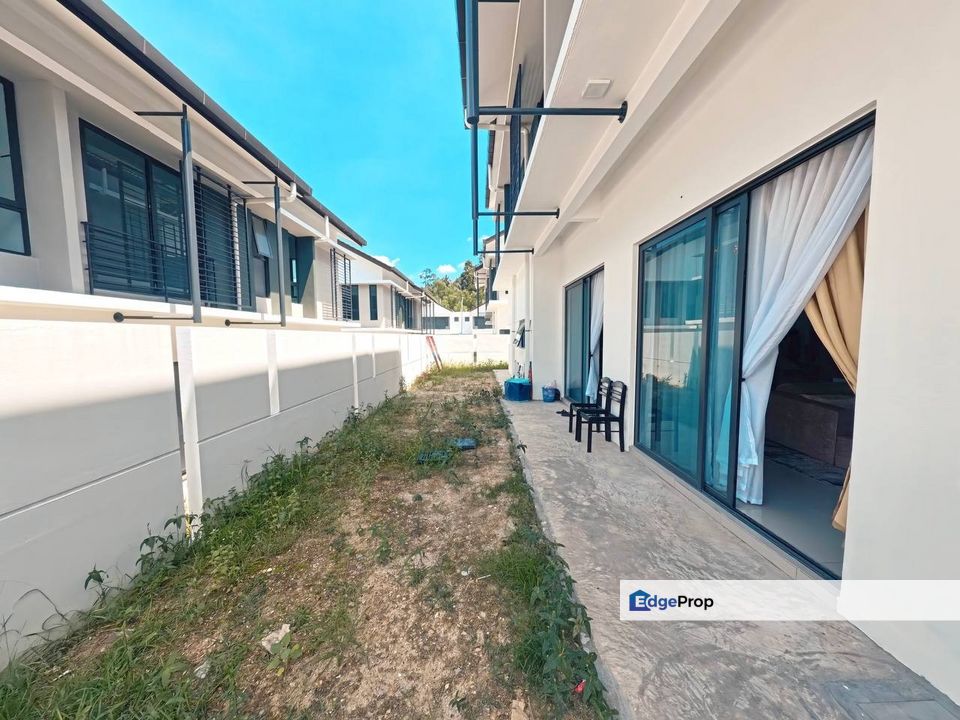 GREENHILL RESIDENCE, SHAH ALAM Double Storey Semi-Detached Good Accessibility FOR SALE , Selangor, Shah Alam