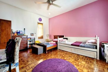 USJ Avenue @ USJ Heights