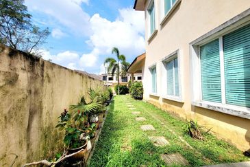 USJ Avenue @ USJ Heights