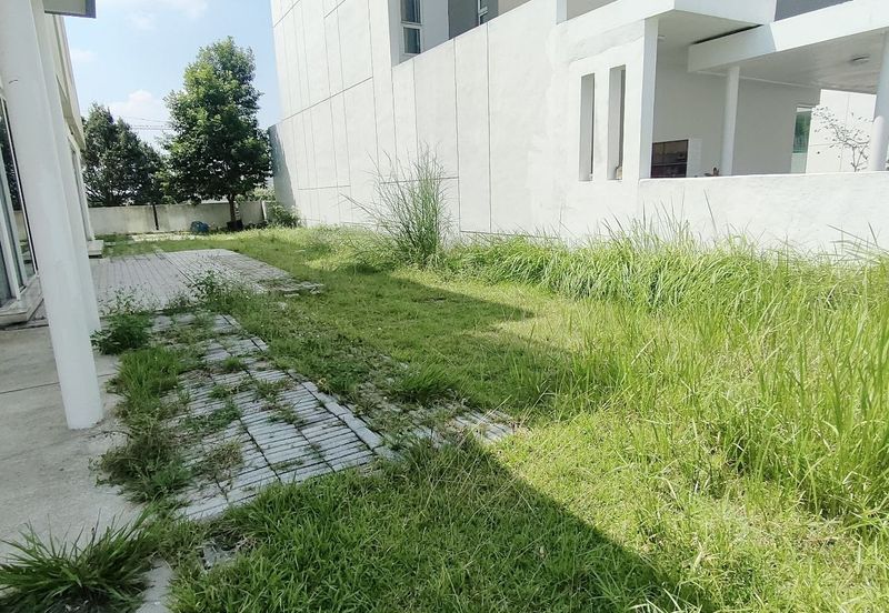 Taman Saujana Puchong