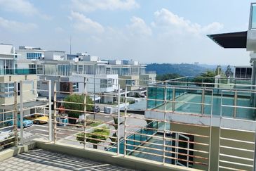 Taman Saujana Puchong