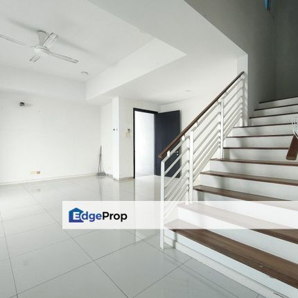 HILLTOP LAMAN GRANDVIEW, SAUJANA PUCHONG 3 Storey Bungalow GATED & GUARDED COMMUNITY FOR SALE , Selangor, Puchong South