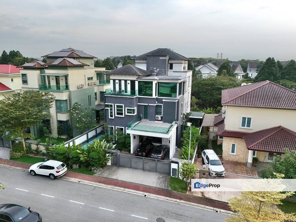 SUBANG HEIGHTS EAST, SUBANG JAYA 3.5 Storey Bungalow FREEHOLD | MATURE AREA FOR SALE , Selangor, Subang Jaya