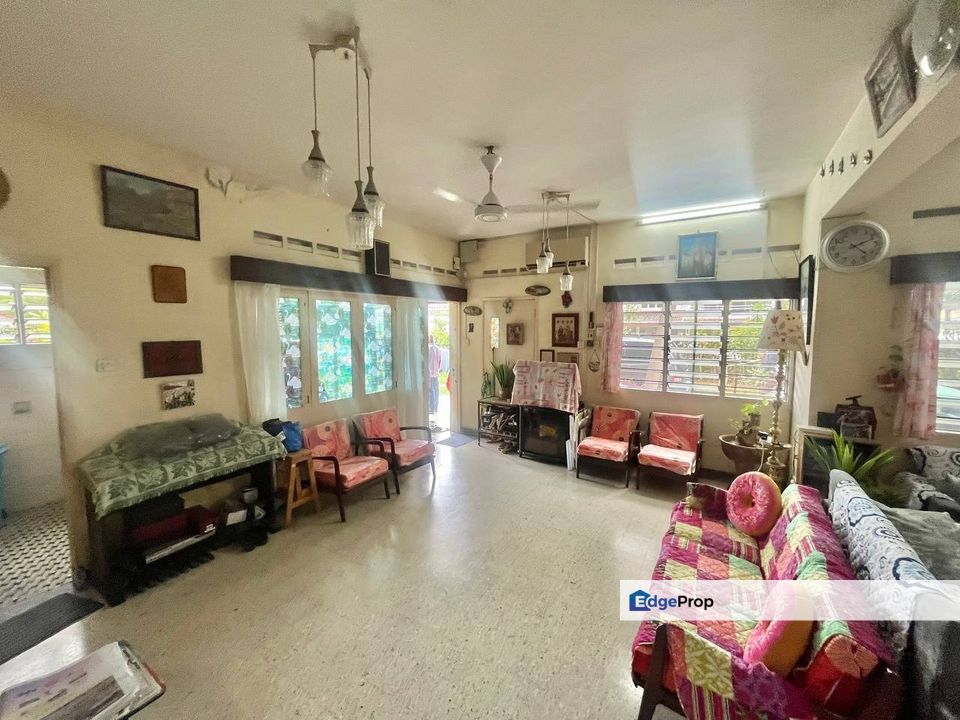 Seksyen 17, Petaling Jaya DOUBLE STOREY SEMI-DETACHED Strategic Location | Freehold FOR SALE , Selangor, Petaling Jaya