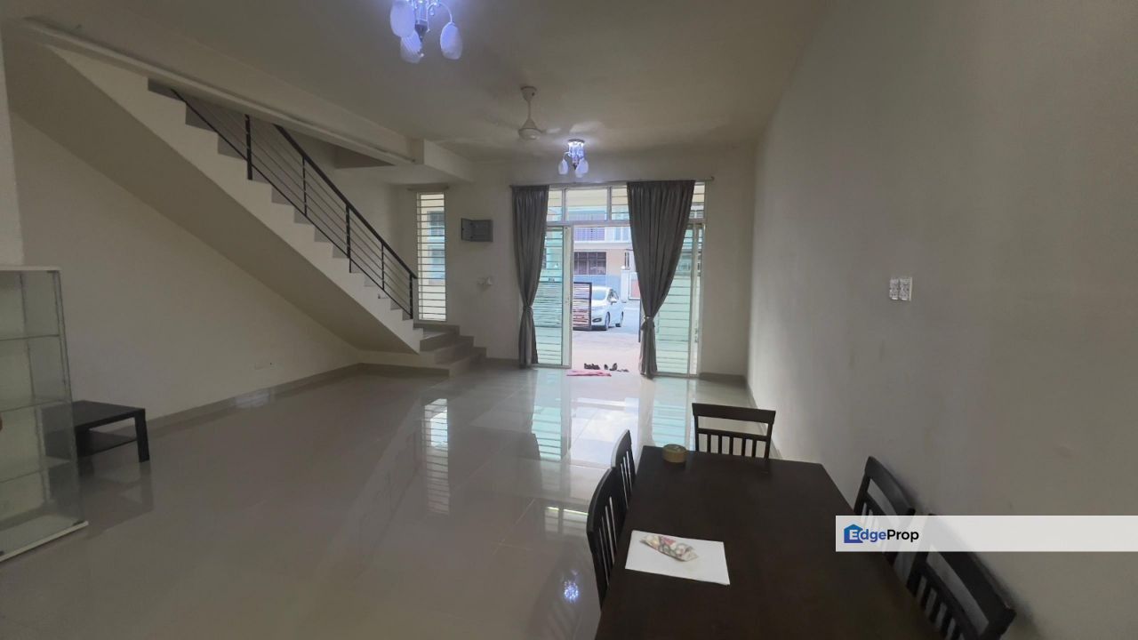 Taman Ampang Saujana, Ampang DOUBLE STOREY TERRACE Exclusive Neighbourhood | Strategic Location FOR SALE , Selangor, Ampang