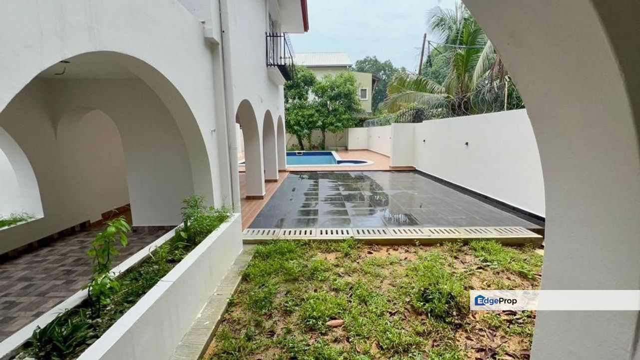 Seksyen 22, Petaling Jaya DOUBLE STOREY BUNGALOW European-Inspired | Strategic Location FOR SALE , Selangor, Petaling Jaya