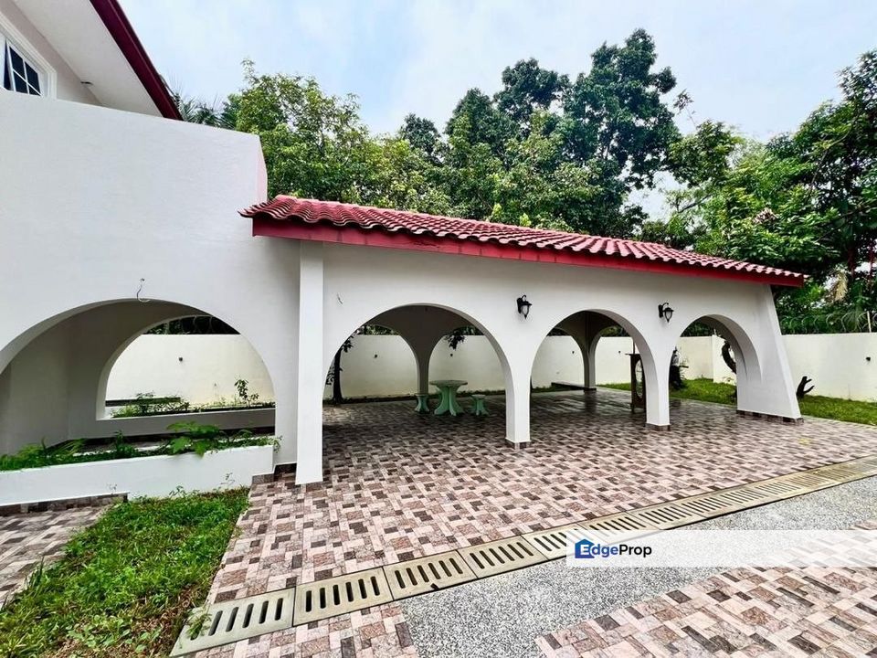 Seksyen 22, Petaling Jaya DOUBLE STOREY BUNGALOW European-Inspired | Strategic Location FOR SALE , Selangor, Petaling Jaya