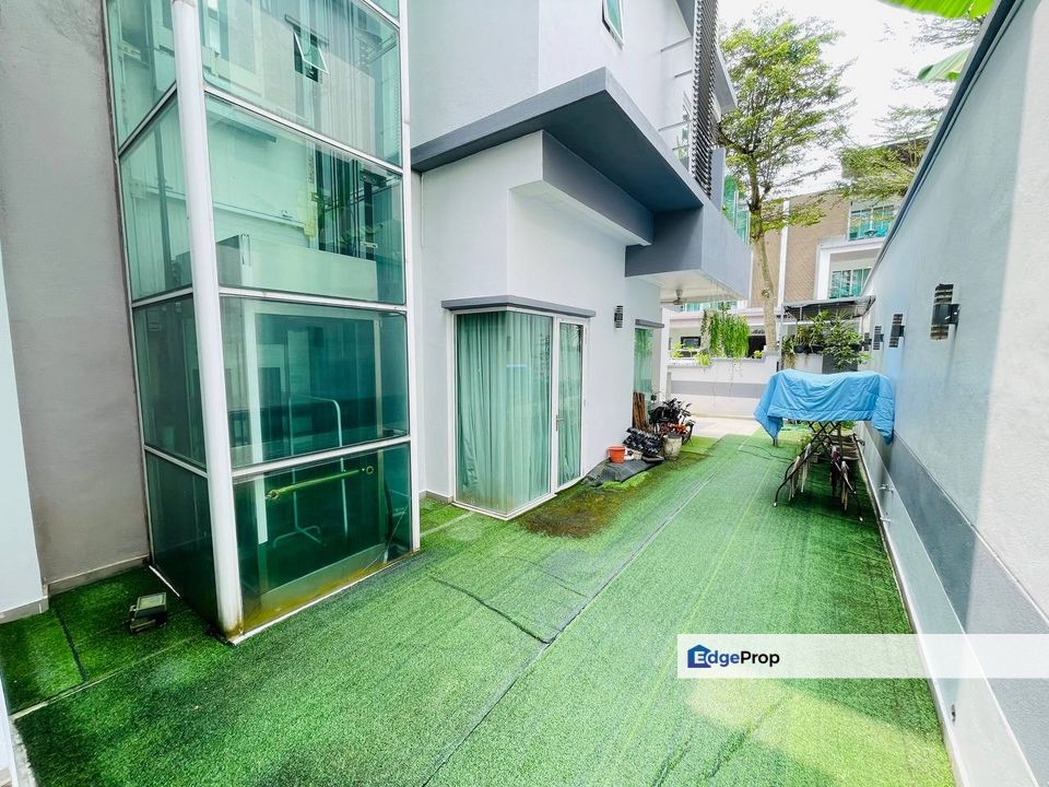 Beverly Heights, Ampang 3 STOREY SEMI-DETACHED Freehold | Prime Neighbourhood FOR SALE , Selangor, Ampang