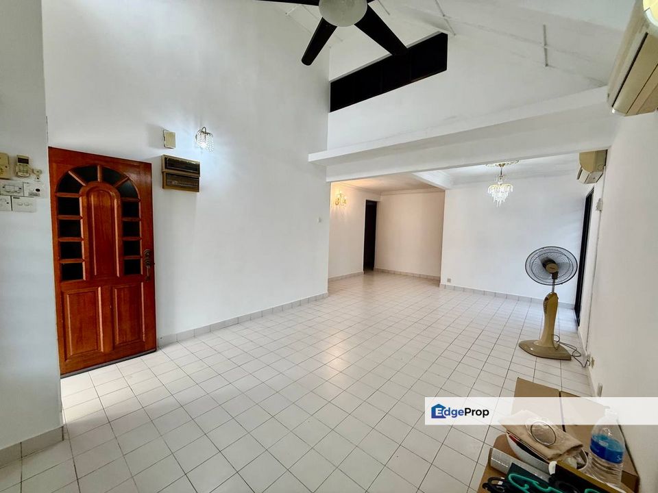 USJ 2, Subang Jaya 1.5 STOREY TERRACE Prime Location | End lot FOR SALE , Selangor, USJ