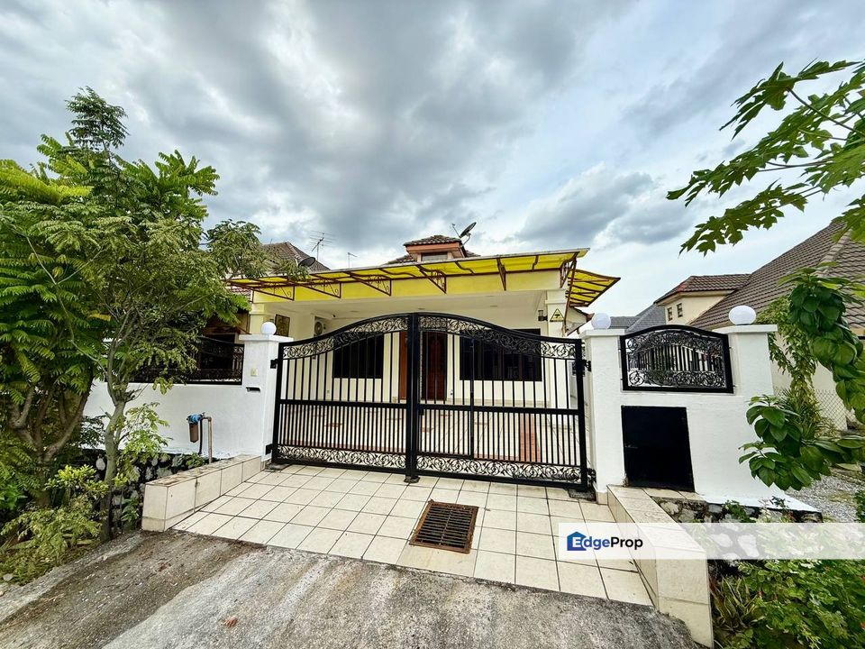 USJ 2, Subang Jaya 1.5 STOREY TERRACE Prime Location | End lot FOR SALE , Selangor, USJ