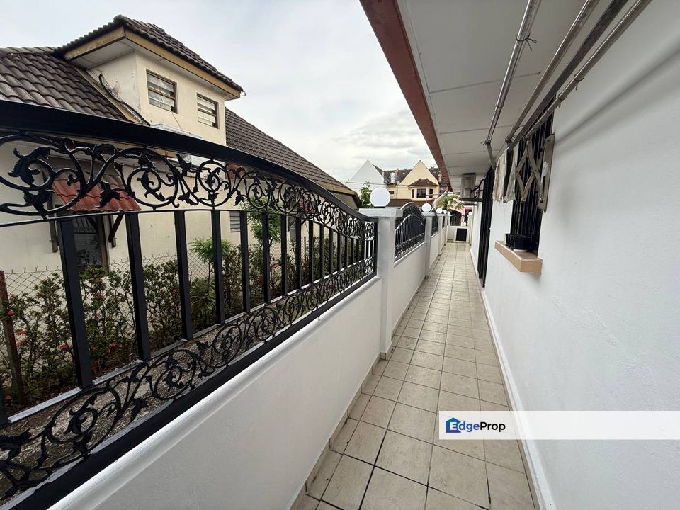 USJ 2, Subang Jaya 1.5 STOREY TERRACE Prime Location | End lot FOR SALE , Selangor, USJ