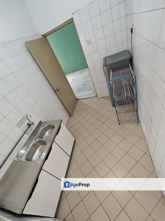 SEKSYEN 7 BANDAR BARU BANGI REFURBISHED APARTMENT KELOMPOK SERI WIDURI FOR SALE, Selangor, Bangi