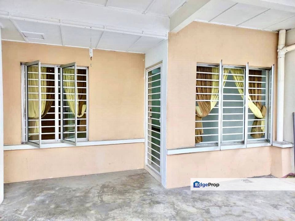 SEKSYEN U5 SHAH ALAM SUBANG 2 3 STOREY TERRACE HOUSE FOR SALE, Selangor, Shah Alam