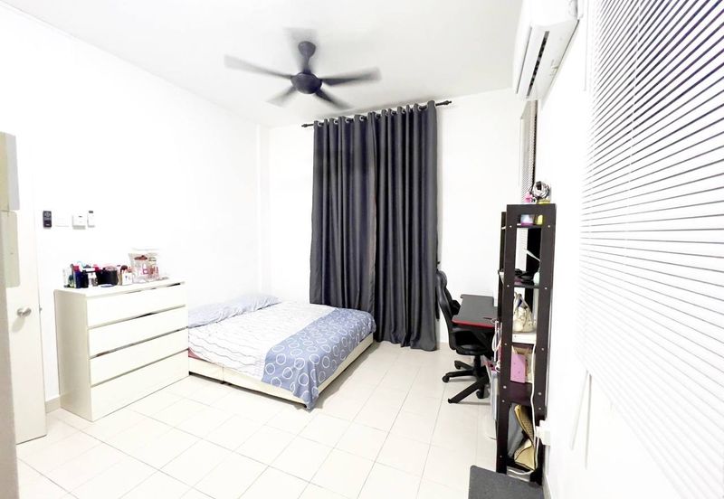 Eristana @ Seri Pristana