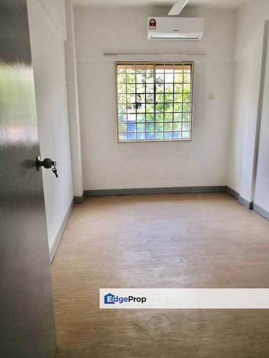 APARTMENT ABADI INDAH CONDO TAMAN DESA KUALA LUMPUR FOR SALE, Kuala Lumpur, Taman Desa 