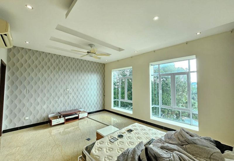 The Lotus of The Mines