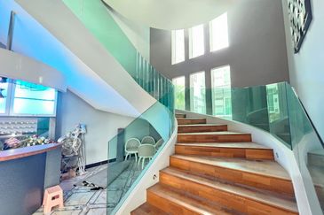 The Lotus of The Mines