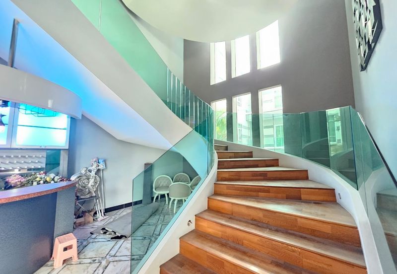 The Lotus of The Mines