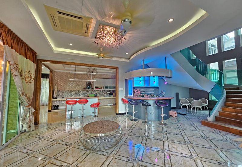 The Lotus of The Mines