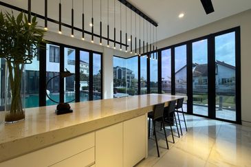 The Lotus of The Mines