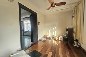 The Lotus of The Mines