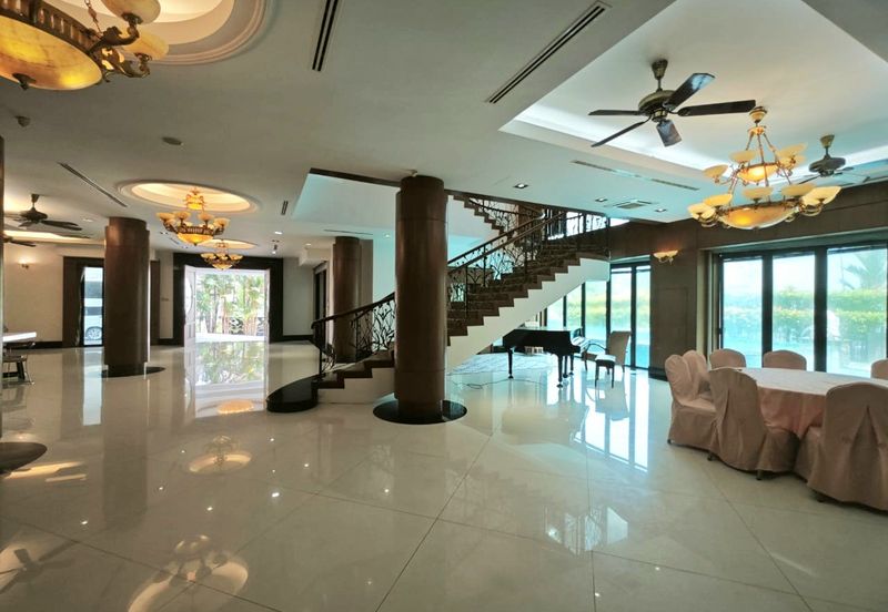 The Lotus of The Mines