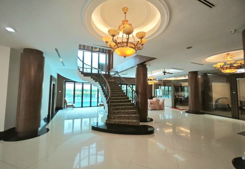 The Lotus of The Mines